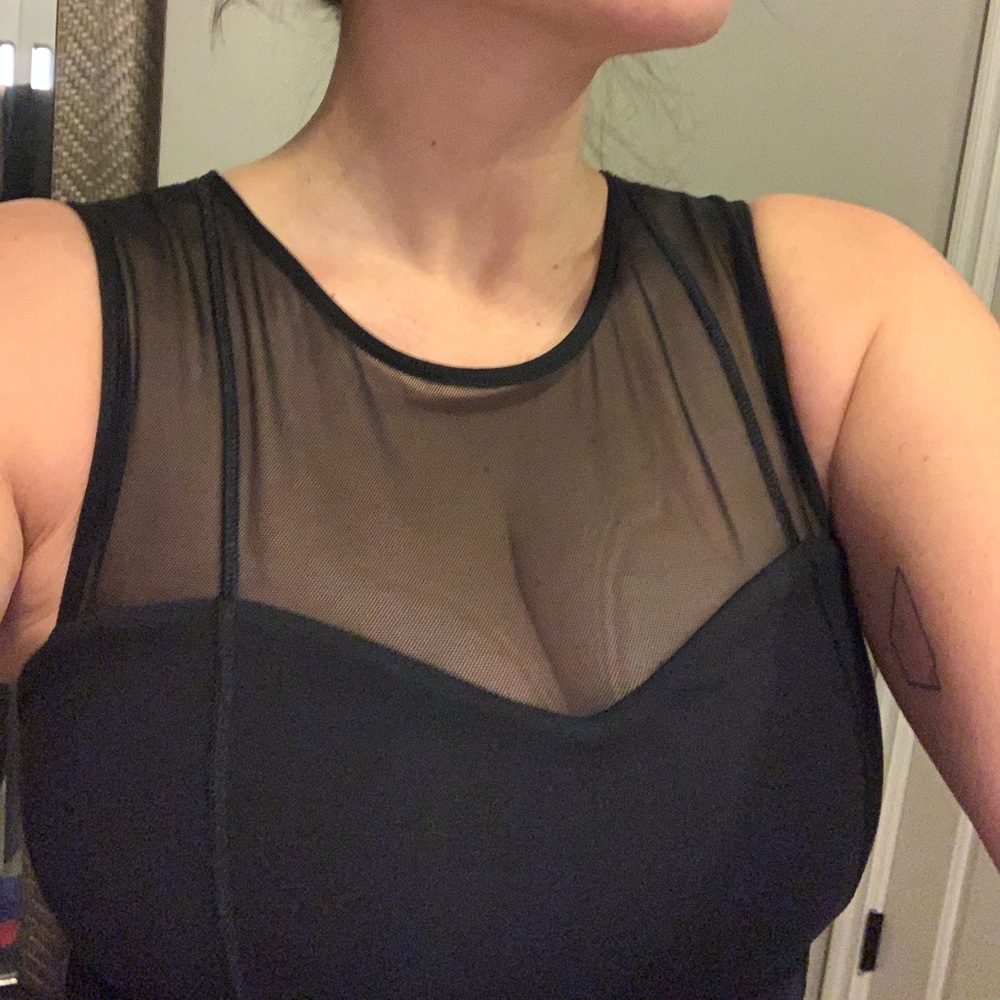 lululemon Mesh Tank Black Size 6